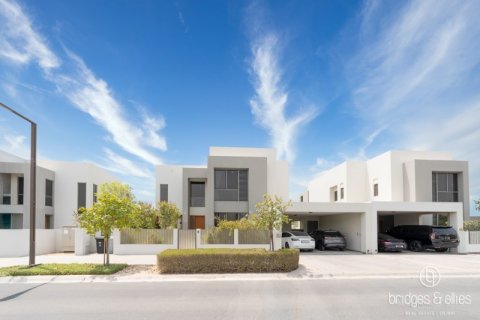 Dubai Hills Estate, Dubai, संयुक्त अरब अमीरात में विला, 5 बेडरूम, 573.8 वर्ग मीटर, संख्या 629636 - फ़ोटो 28