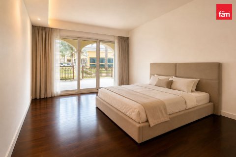 Appartement à louer à Palm Jumeirah, Dubai, EAU 2 chambres, 183.5 m2 № 751991 - photo 4