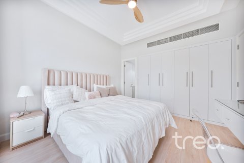 Huvila The Springs, Dubai, Arabiemiraatit 3 makuuhuonetta, 235.23 m2 № 739225 - kuva 17