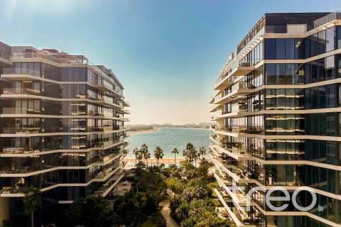 Apartment i Palm Jumeirah, Dubai, UAE 2 soveværelser, 123.93 kvm № 739222