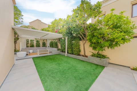 فيلا للبيع في Arabian Ranches 2، دبي، الإمارات العربية المتحدة 4 غرفة نوم ، 335.29 متر مربع ، رقم 739207 - صورة 25