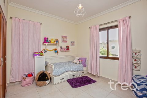 Villa til salg i Arabian Ranches 2, Dubai, UAE 3 soveværelser, 294.32 kvm № 739223 - foto 10