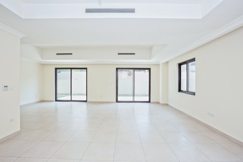 Vila di Arabian Ranches 2, Dubai, UEA 3 kamar tidur, 294.32 m2 nomor 739224 - foto 6