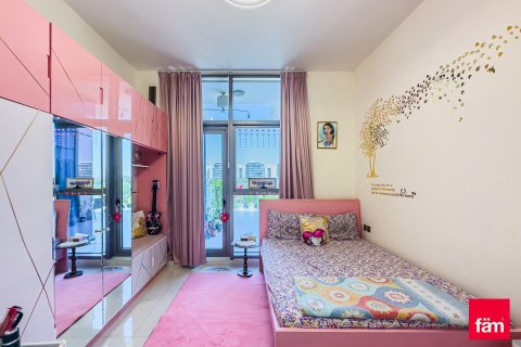 Lägenhet till försäljning i Dubai, UAE 2 sovrum, 189.2 kvm Nr. 655642 - fotografi 12