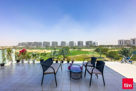 Lägenhet till försäljning i Dubai, UAE 2 sovrum, 189.2 kvm Nr. 655642 - fotografi 3