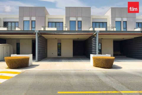 Villa in Dubai, VAE: 3 Schlafzimmer, 128.6 m2 Nr. 763025