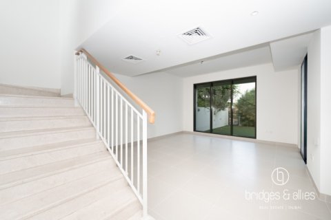 Villa itt: Dubai Hills Estate, EAE, 3 hálószoba, 203 m², azonosító: 688193 - fénykép 4