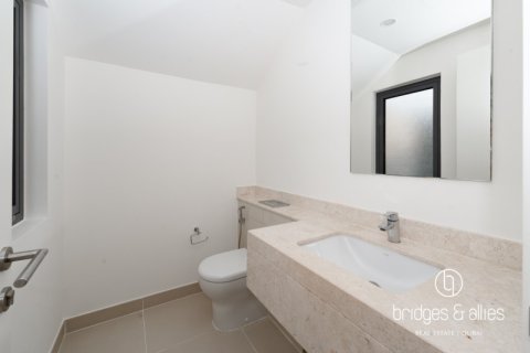 Villa itt: Dubai Hills Estate, EAE, 3 hálószoba, 203 m², azonosító: 688193 - fénykép 12