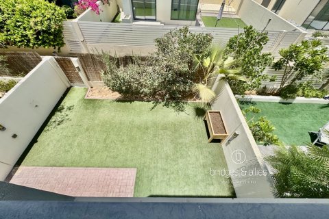 Villa itt: Dubai Hills Estate, EAE, 3 hálószoba, 194 m², azonosító: 688194 - fénykép 16