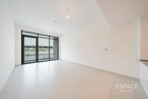 Al Wasl, Dubai, UAE의 판매용 아파트 침실 2개, 129제곱미터 번호 737870 - 사진 4