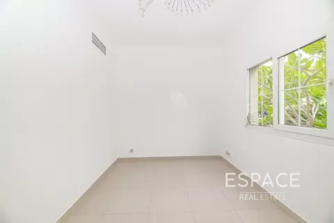 Villa para arrendamento em The Springs, Dubai, EAU 3 quartos, 270 m2 № 738154 - foto 6