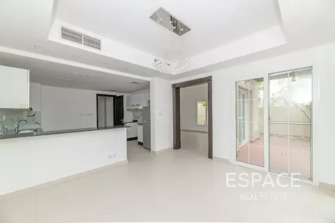 Villa para arrendamento em The Springs, Dubai, EAU 3 quartos, 270 m2 № 738154 - foto 3