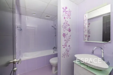 Villa para arrendamento em The Springs, Dubai, EAU 3 quartos, 270 m2 № 738154 - foto 18