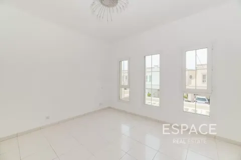 Villa para arrendamento em The Springs, Dubai, EAU 3 quartos, 270 m2 № 738154 - foto 8