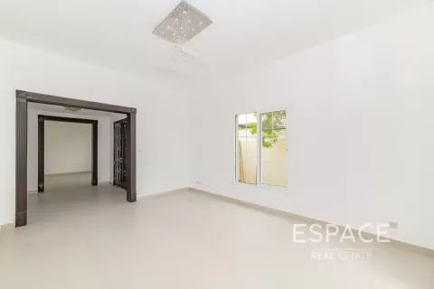 Villa para arrendamento em The Springs, Dubai, EAU 3 quartos, 270 m2 № 738154 - foto 7
