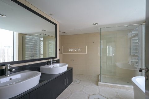 Apartament në Jumeirah Lake Towers, Dubai, Emiratet e Bashkuara Arabe 2 dhoma gjumi, 185.2 m2. № 630832 - Foto 13