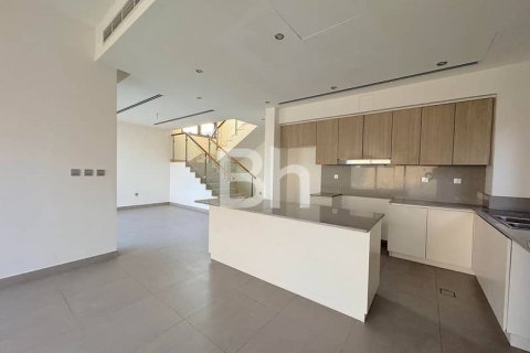 Villa te huur in Dubai Hills Estate, Dubai, VAE 4 slaapkamers, 301 vr.m., nr 643853 - foto 3