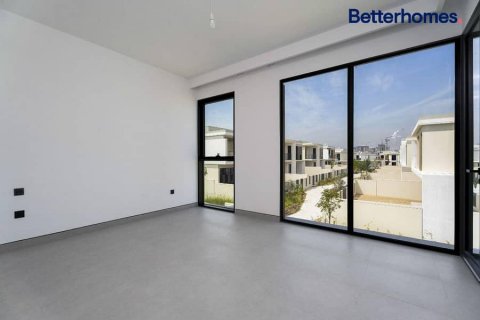Huvila Tilal Al Ghaf, Dubai, Arabiemiraatit 4 makuuhuonetta, 405 m2 № 643858 - kuva 1