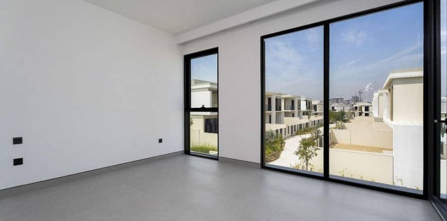 Huvila Tilal Al Ghaf, Dubai, Arabiemiraatit 4 makuuhuonetta, 405 m2 № 643858