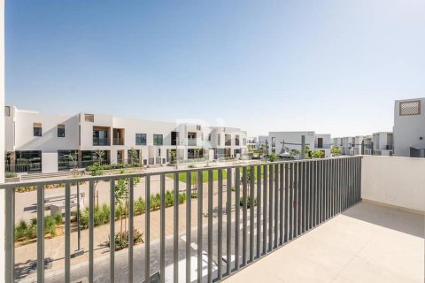 Adosado en alquiler en Arabian Ranches 3, Dubai, EAU 4 dormitorios, 265 m2 № 643854 - foto 3