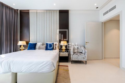 דירה להשכרה ב Downtown Dubai (Downtown Burj Dubai), Dubai, איחוד האמירויות 2 חדרי שינה, 158 מ"ר, מספר 684389 - תמונה 9