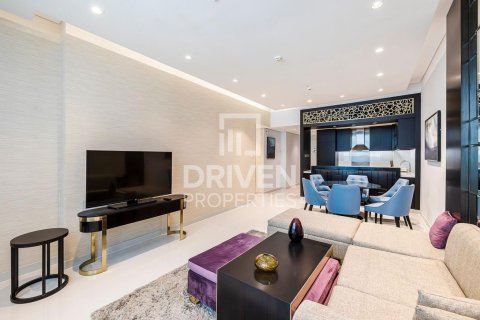 דירה להשכרה ב Downtown Dubai (Downtown Burj Dubai), Dubai, איחוד האמירויות 2 חדרי שינה, 158 מ"ר, מספר 684389 - תמונה 3