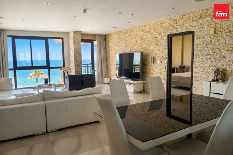 דירה ב Palm Jumeirah, Dubai, איחוד האמירויות 1 חדר שינה, 107.6 מ