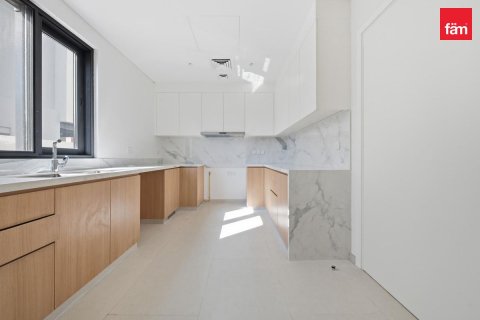 Shtëpi në qytet në Jebel Ali, Dubai, Emiratet e Bashkuara Arabe 4 dhoma gjumi, 336 m2. № 739863