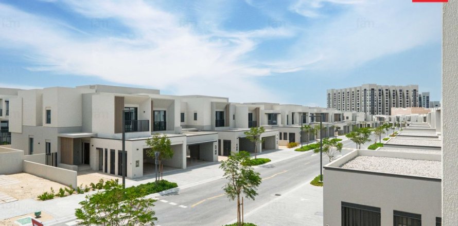 Townhouse în Jebel Ali, Dubai, EAU 4 dormitoare, 336 mp.  №739863