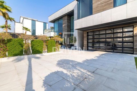 Villa en venta en Jumeirah, Dubai, EAU 5 dormitorios, 898.47 m2 № 741874 - foto 28