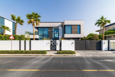 Villa en venta en Jumeirah, Dubai, EAU 5 dormitorios, 898.47 m2 № 741874 - foto 2
