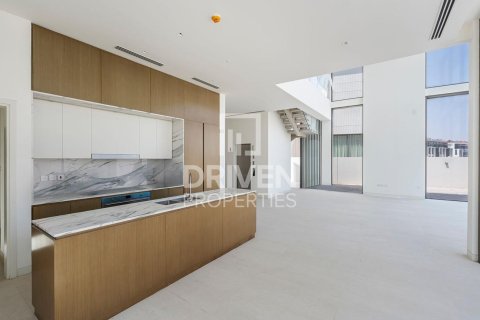 Villa te koop in Nadd Al Sheba, Dubai, VAE 4 slaapkamers, 474.46 vr.m., nr 767047 - foto 4