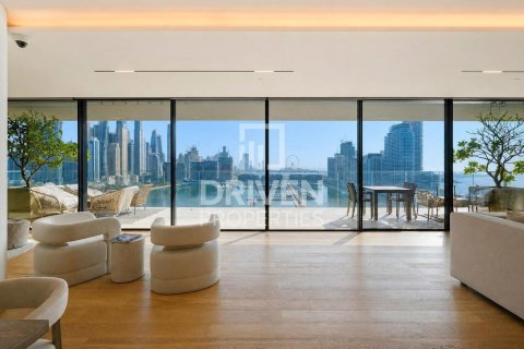 Palm Jumeirah, Dubai, UAE의 판매용 아파트 침실 4개, 538제곱미터 번호 767045 - 사진 1