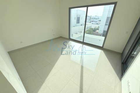 Umm Suqeim, Dubai, संयुक्त अरब अमीरात में विला, 5 बेडरूम, 418 वर्ग मीटर, संख्या 685596 - फ़ोटो 11