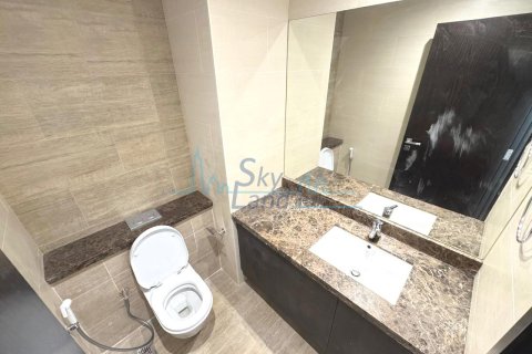 Umm Suqeim, Dubai, संयुक्त अरब अमीरात में विला, 5 बेडरूम, 418 वर्ग मीटर, संख्या 685596 - फ़ोटो 12