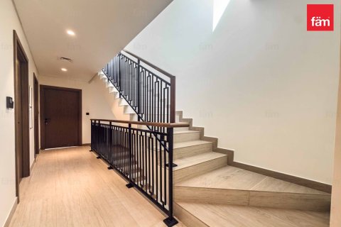 Müüa ridamaja asukohaga Dubai, AÜE: 5 magamistoaga, 219.7 m² Nr 723278 - pilt 19