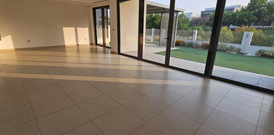 Dubai Hills Estate, UAE의 빌라 침실 5개, 538.7제곱미터 번호 723279