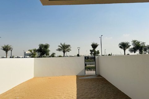 Adosado en venta en Dubai South (Dubai World Central), Dubai, EAU 3 dormitorios, 164 m2 № 726057 - foto 6