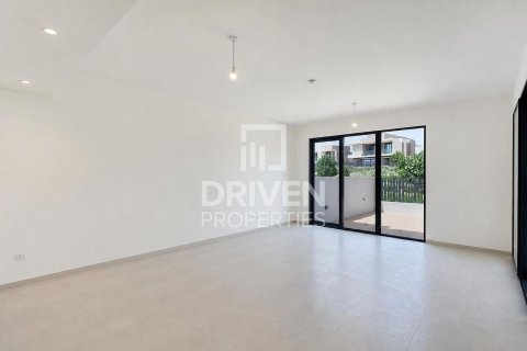 Kaupunkipientalo Jebel Ali, Dubai, Arabiemiraatit 4 makuuhuonetta, 366.04 m2 № 756869
