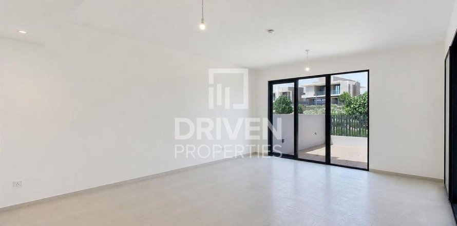 Villetta a schiera a Jebel Ali, Dubai, EAU 4 camere da letto, 366.04 mq. № 756869
