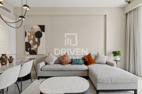 Apartment in Al Wasl, Dubai, UAE 2 bedrooms, 147.44 sq.m. № 756851 - photo 28