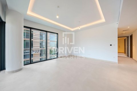 Apartment in City Walk, Dubai, UAE 2 bedrooms, 107.21 sq.m. № 756867 - photo 4