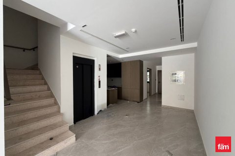 Villa en alquiler en Dubai, EAU 4 dormitorios, 160 m2 № 687552 - foto 5