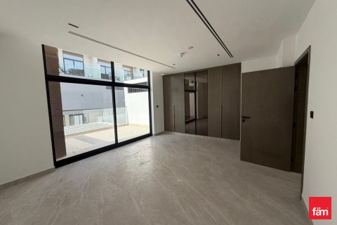 Villa en alquiler en Dubai, EAU 4 dormitorios, 160 m2 № 687552 - foto 2