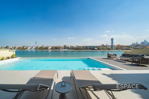 Villa en venta en Palm Jumeirah, Dubai, EAU 5 dormitorios, 505 m2 № 737943 - foto 12