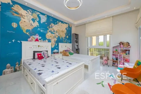 Villa en venta en Arabian Ranches, Dubai, EAU 4 dormitorios, 287 m2 № 737941 - foto 15