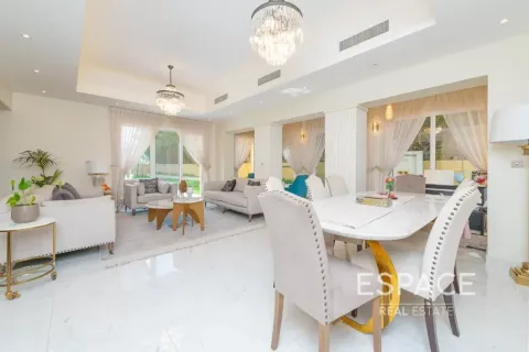 Villa en venta en Arabian Ranches, Dubai, EAU 4 dormitorios, 287 m2 № 737941 - foto 2