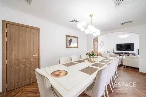 Villa zum Verkauf in Meadows, Dubai, VAE 4 Schlafzimmer, 337 m2 Nr. 737945 - Foto 3