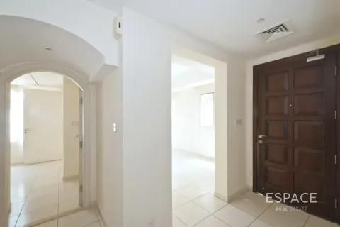 Villa en venta en The Springs, Dubai, EAU 2 dormitorios, 167 m2 № 737944 - foto 2