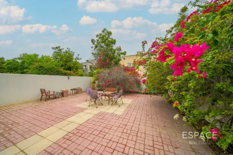 Villa en venta en The Springs, Dubai, EAU 2 dormitorios, 167 m2 № 737944 - foto 14